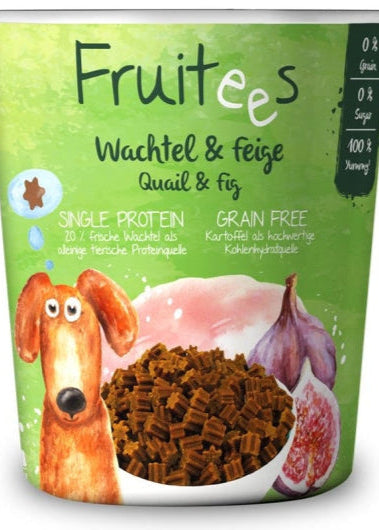 Bosch Fruitees Wachtel grain-free soft dog treats with quail and fig in flower shapes, 200g container