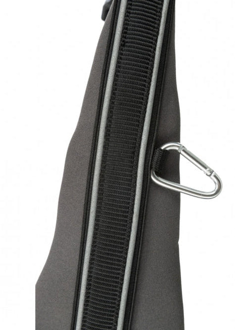 Trixie Bauchgurt mit Leine für mittelgroße und große Hunde